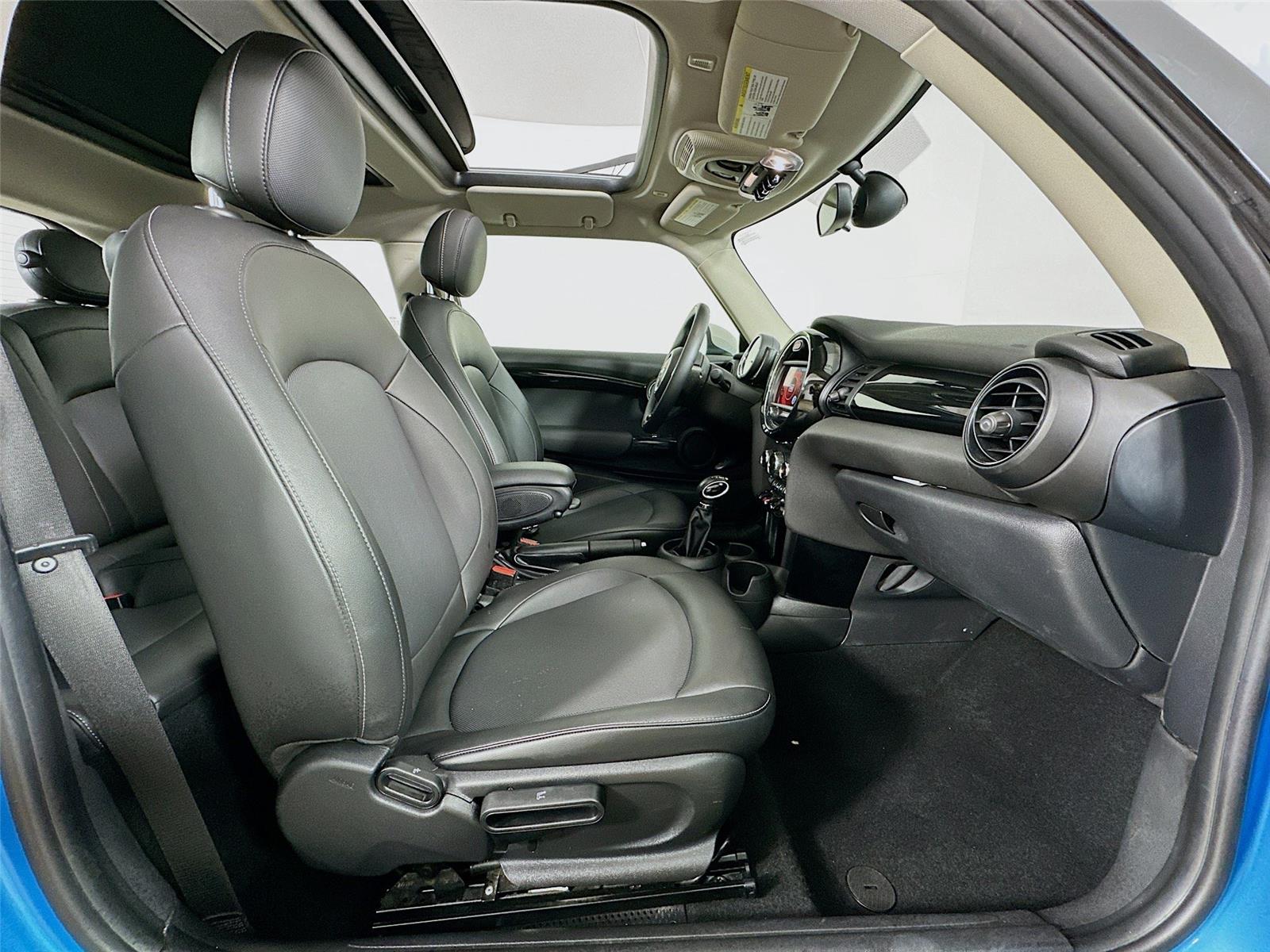 2019 Mini Cooper 2 Door Hardtop photo 27