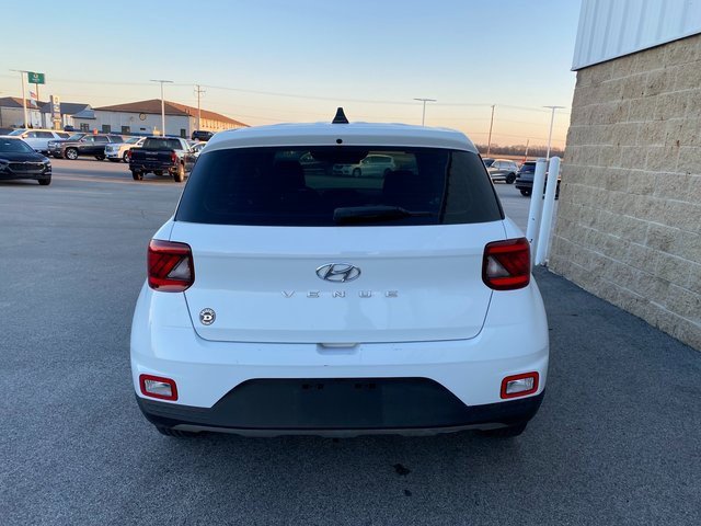 2021 Hyundai Venue SE photo 6