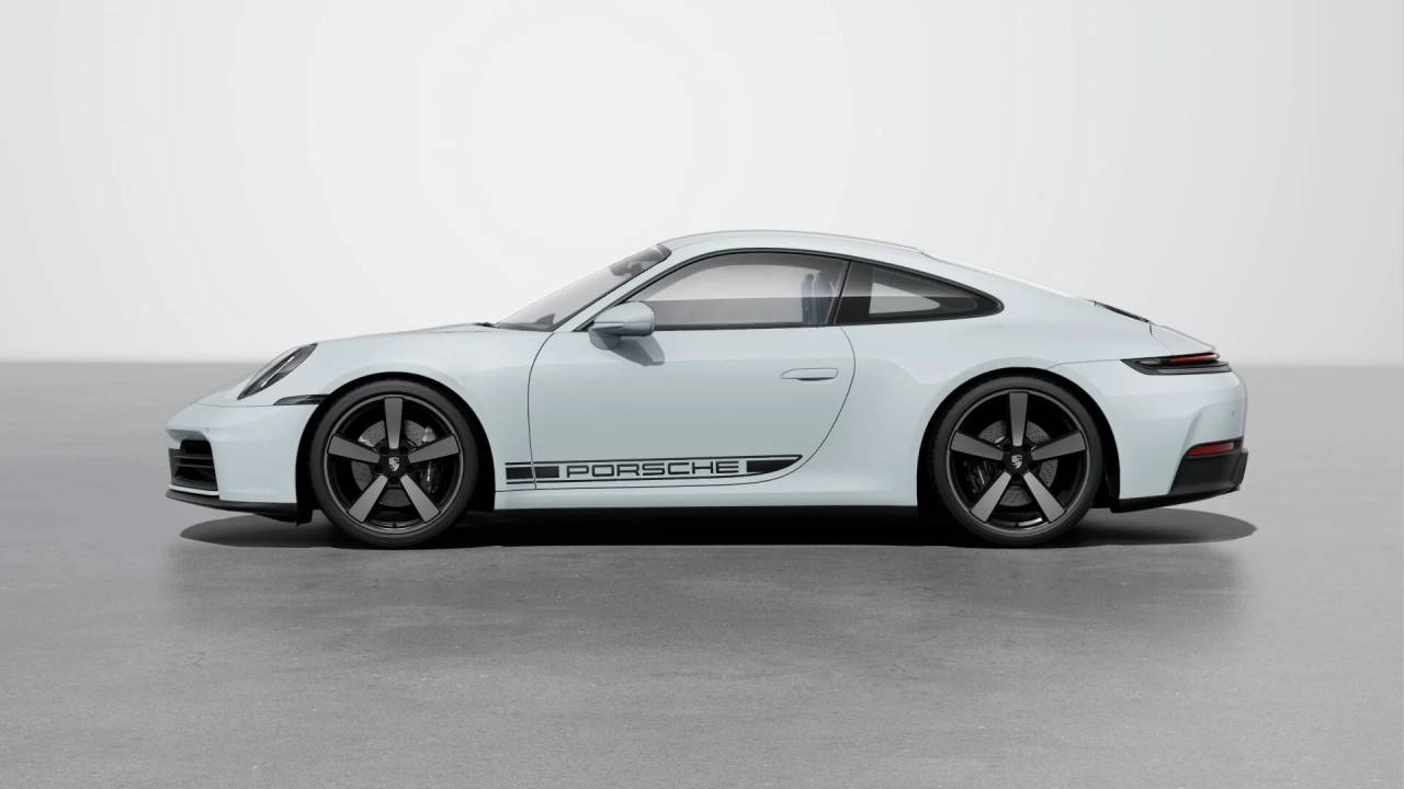 2026 Porsche 911 T photo 2