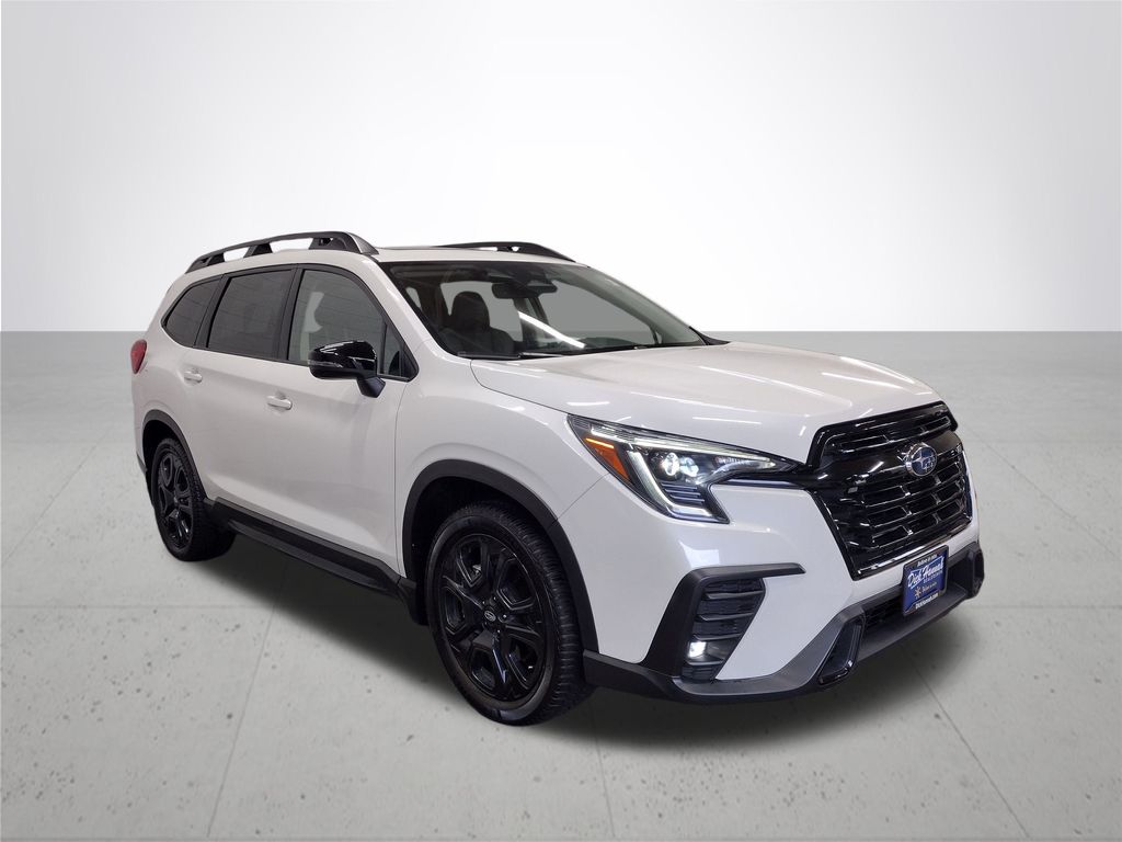 2023 Subaru Ascent Onyx Edition photo 3