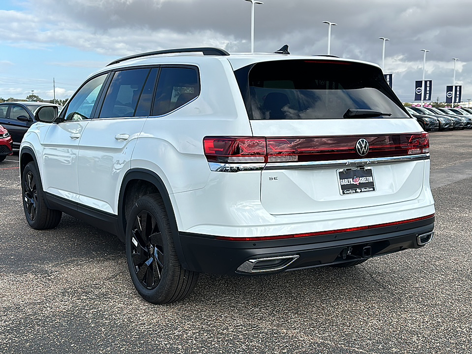 New 2025 Pure White Volkswagen 2.0T SE w/Technology image 6