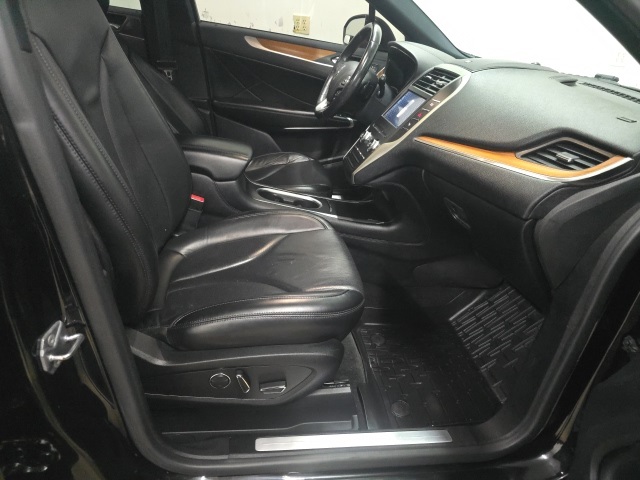 2019 Lincoln MKC Reserve photo 3