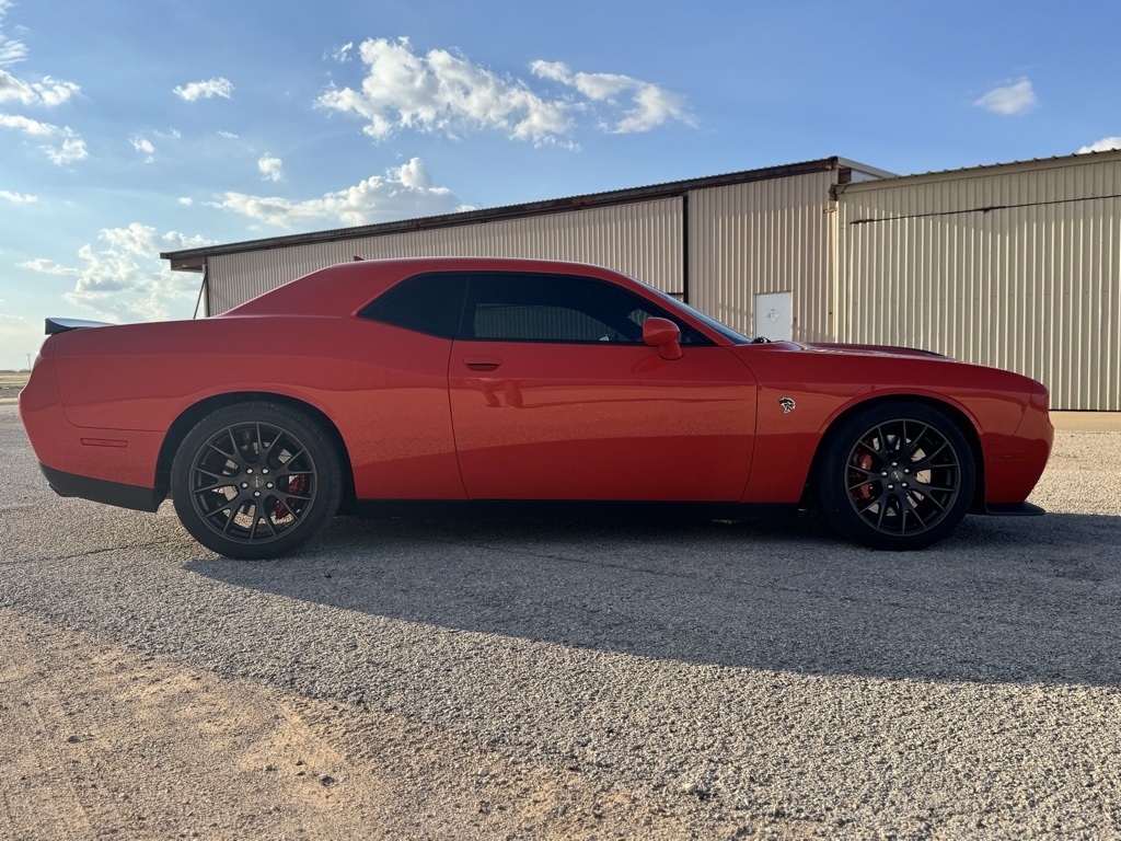 2016 Dodge Challenger SRT8 Hellcat photo 3