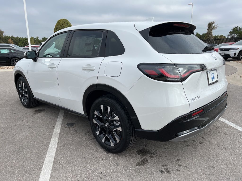 2026 Honda HR-V EX-L photo 4