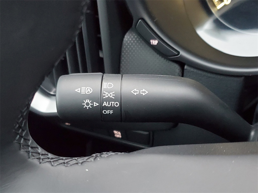 2025 Mazda CX-50 2.5 Select photo 10