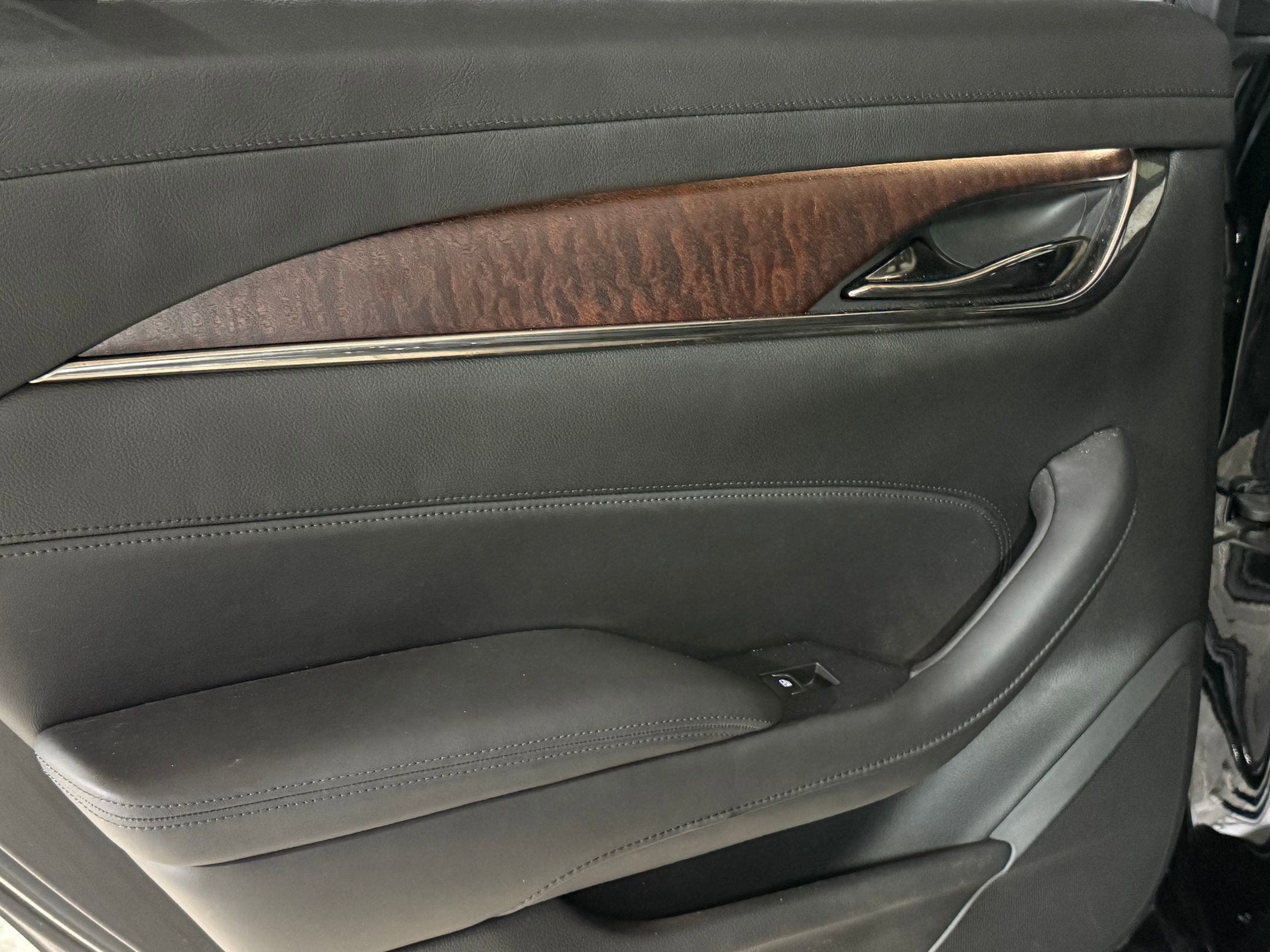 2019 Cadillac CTS Luxury Sedan photo 35