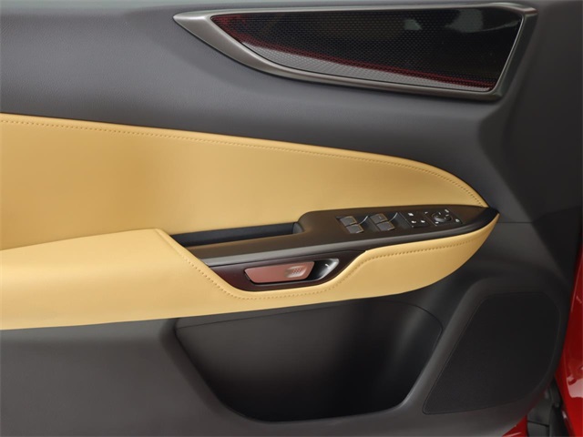 2025 Lexus NX 250 photo 11