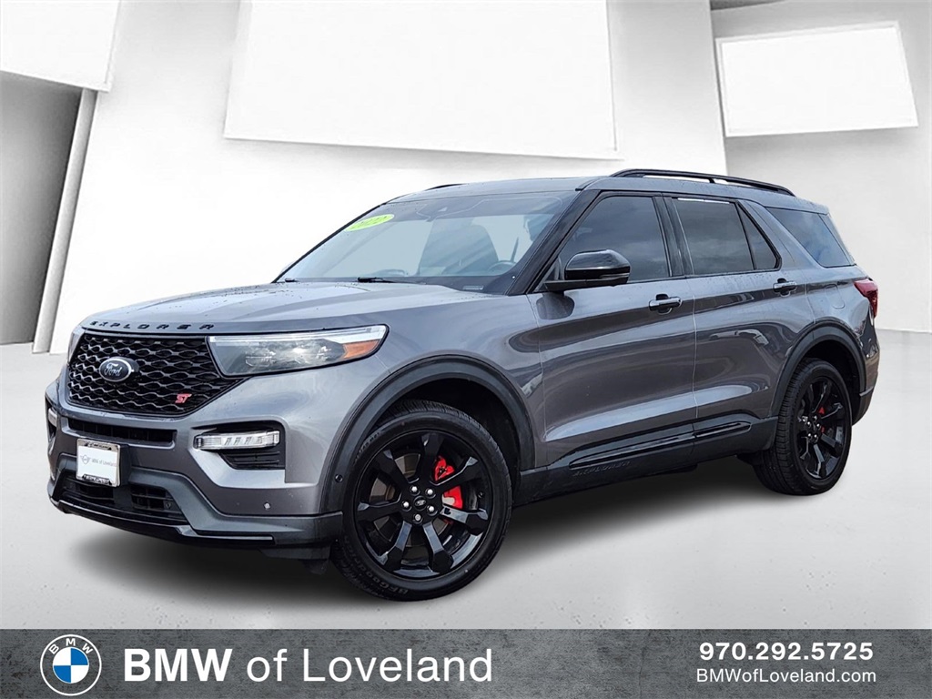 2022 Ford Explorer ST's photo
