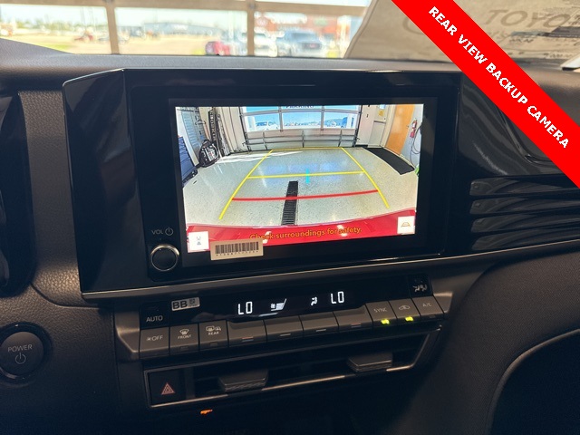 2025 Toyota Camry LE photo 3