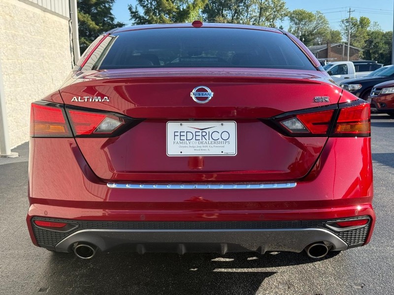 2020 Nissan Altima 2.5 SR photo 4