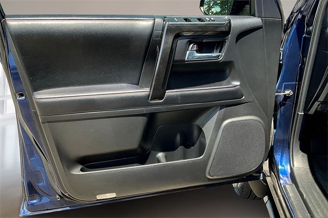 2023 Toyota 4Runner TRD Off-Road Premium photo 15
