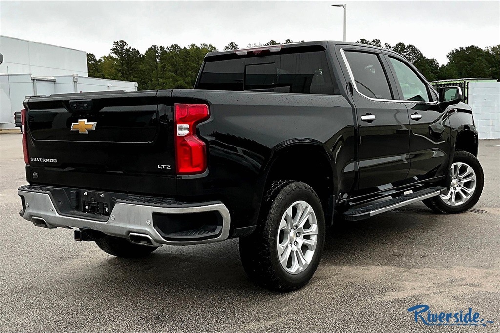 2024 Chevrolet Silverado 1500 LTZ photo 4