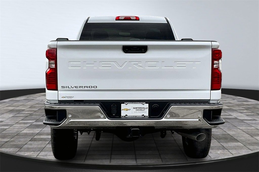 2026 Chevrolet Silverado 3500HD photo 4