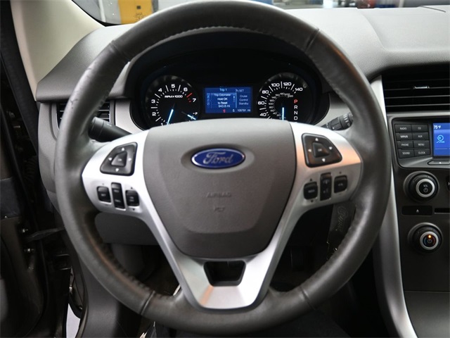 2014 Ford Edge SEL photo 17