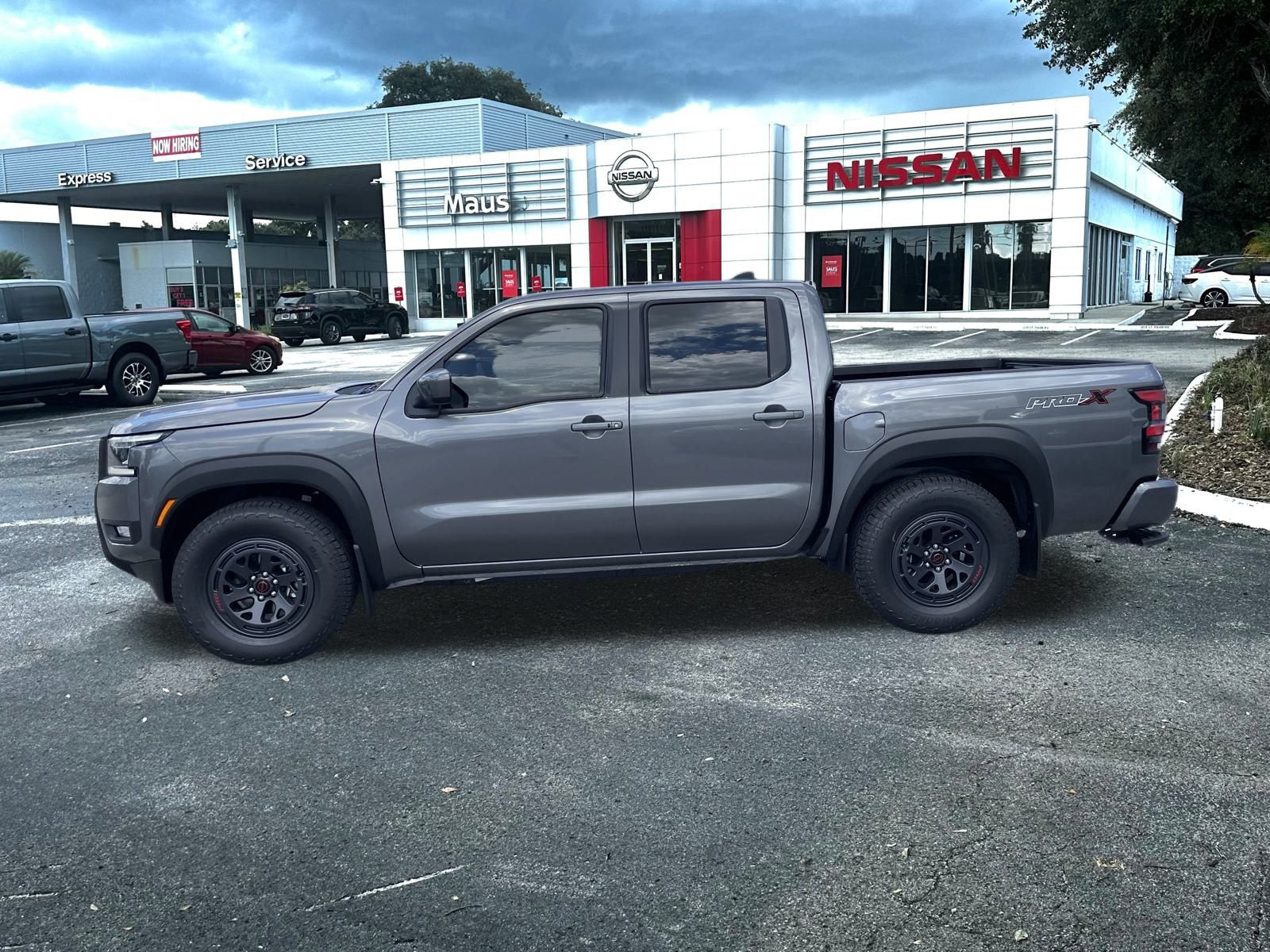 2025 Nissan Frontier PRO-X photo 5