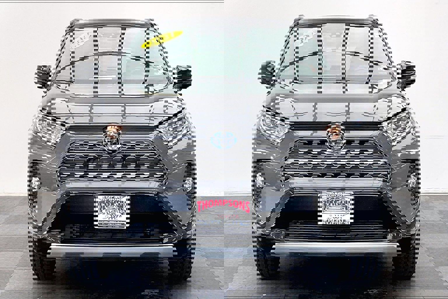 2021 Toyota RAV4 Hybrid XSE photo 2