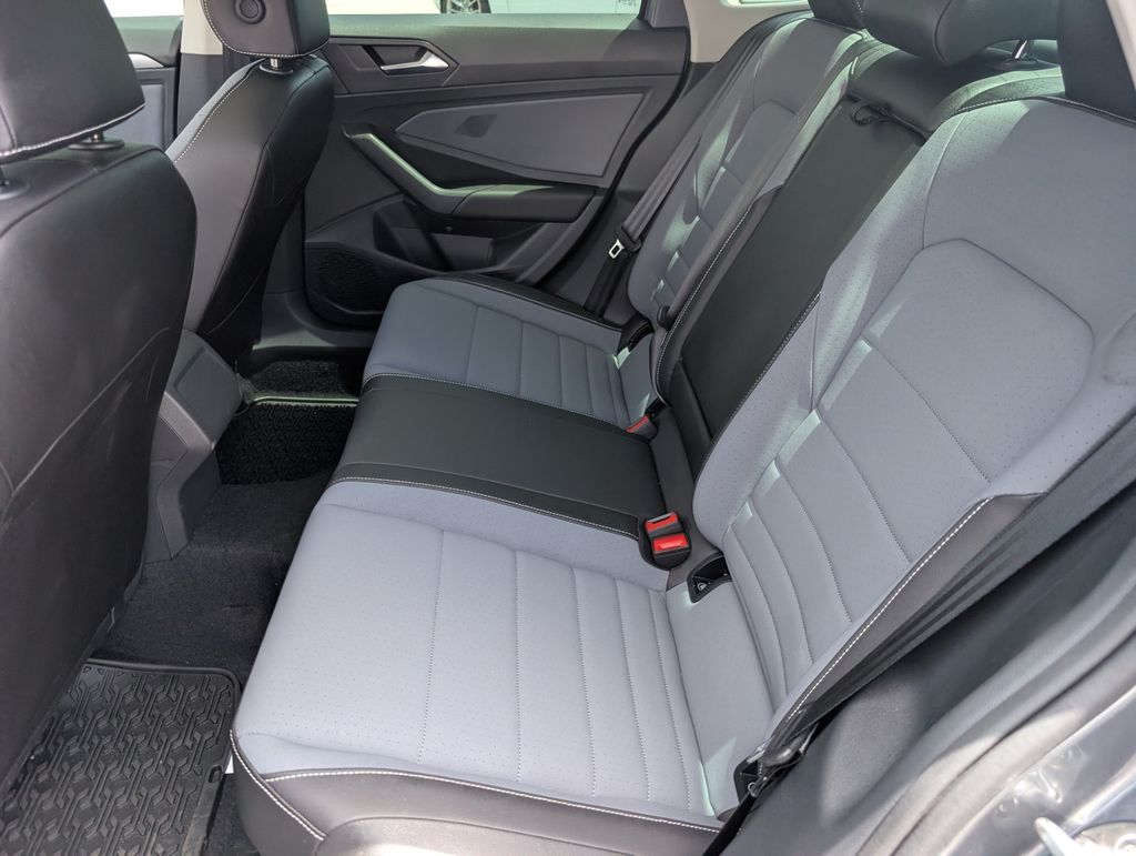 2025 Volkswagen Jetta 1.5T SE photo 20