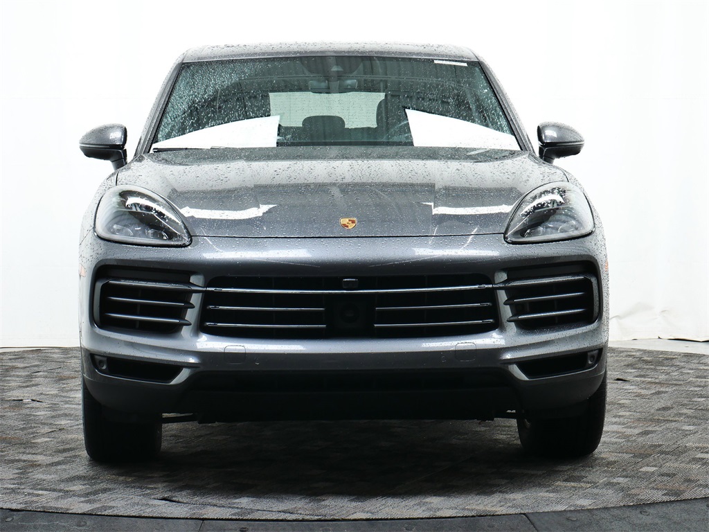2022 Porsche Cayenne photo 10