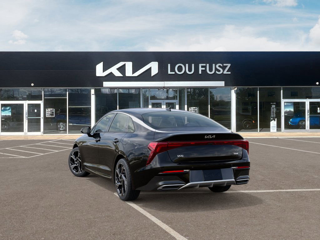 2026 Kia K5 GT-Line photo 4