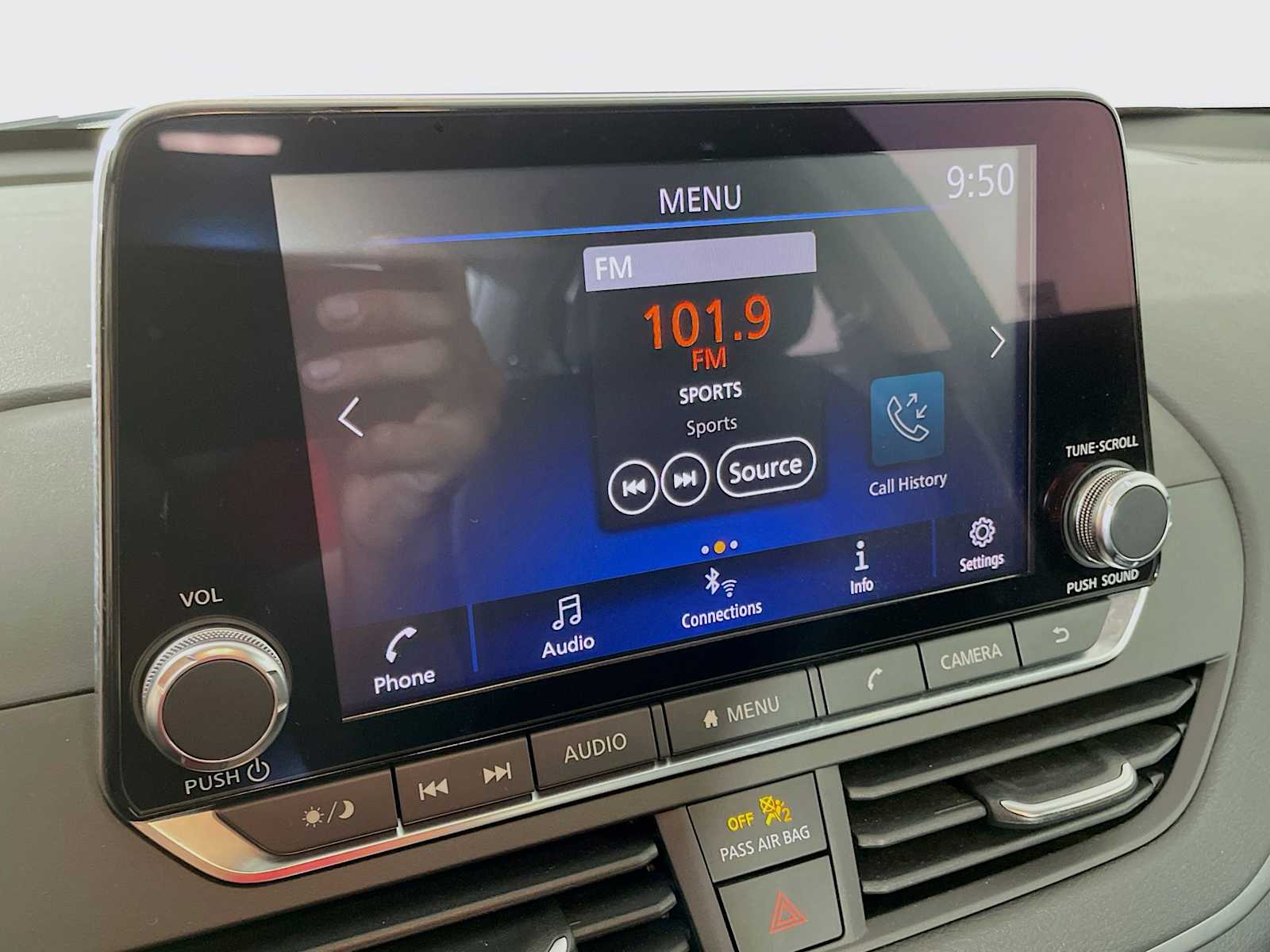 2019 Nissan Altima 2.5 S photo 13