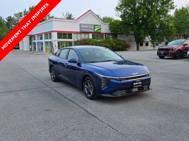 2025 Kia K4 LXS's photo