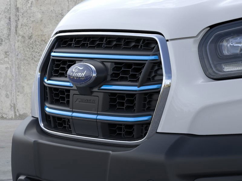 2025 Ford Transit photo 13