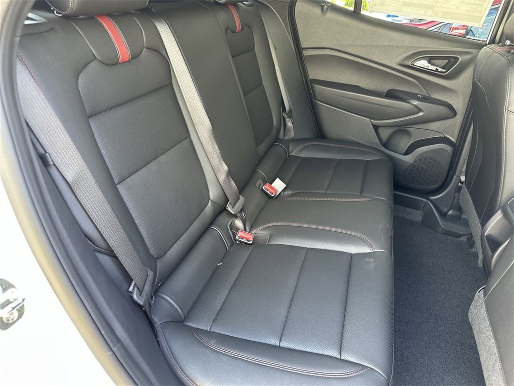 2025 Chevrolet Trax photo 25
