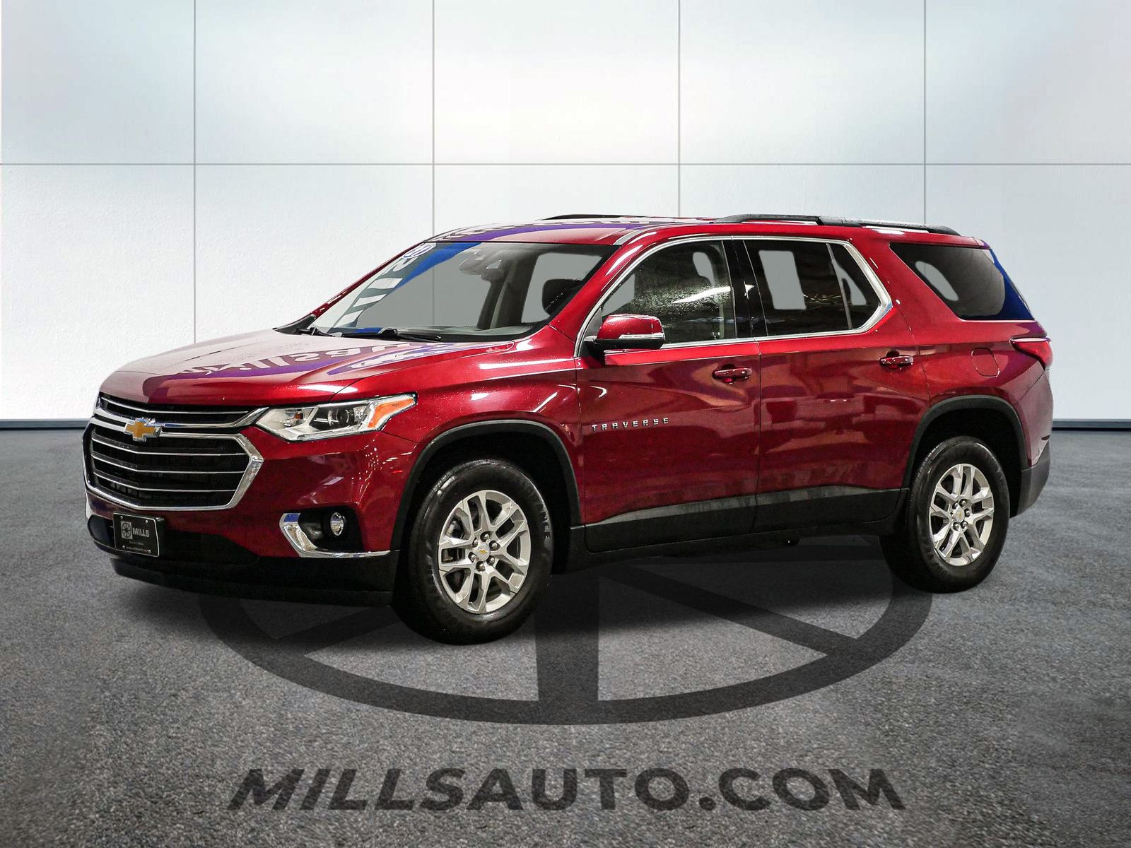 Used 2021 Chevrolet Traverse 1LT with VIN 1GNEVGKW8MJ208880 for sale in Baxter, Minnesota