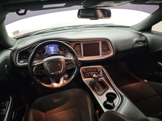 2022 Dodge Challenger GT photo 13
