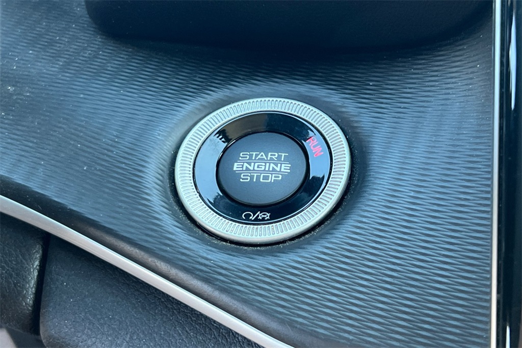2023 Jeep Grand Cherokee Laredo photo 25