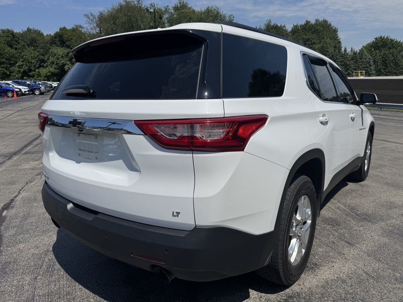 2019 Chevrolet Traverse photo 2