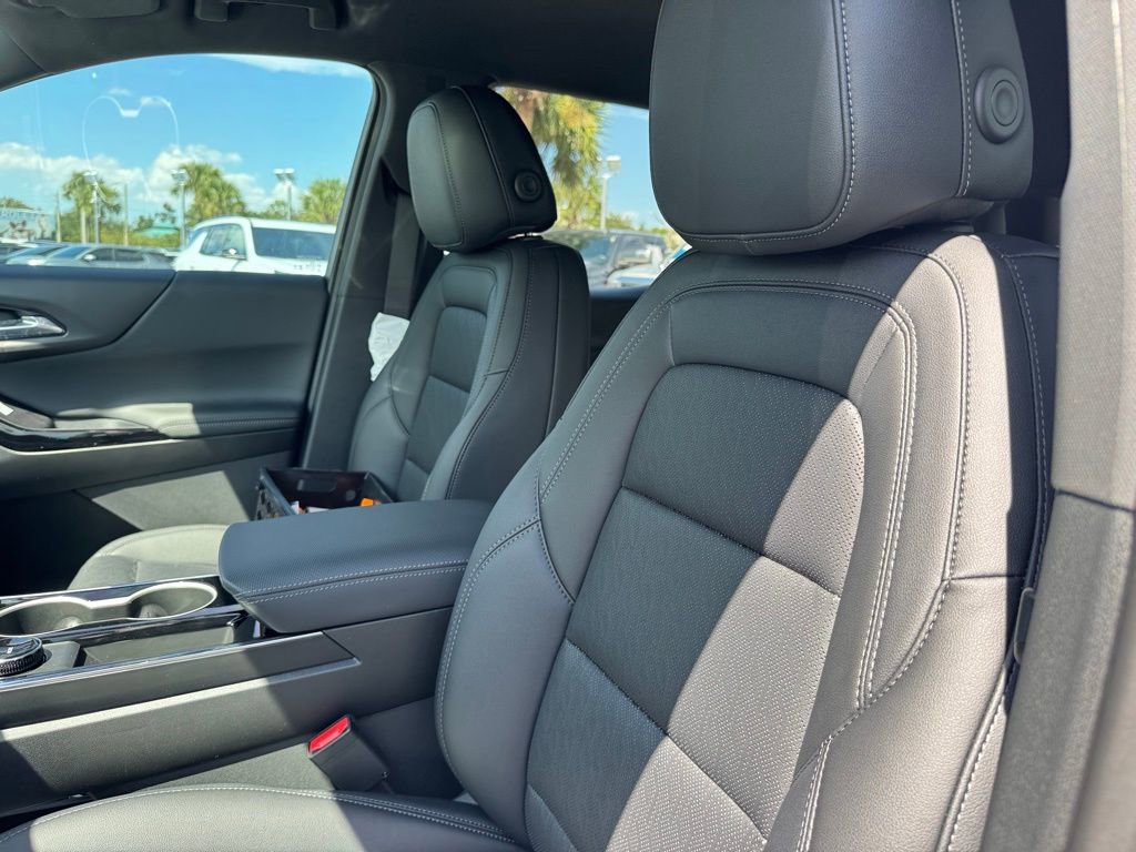 2026 Chevrolet Equinox LT photo 25