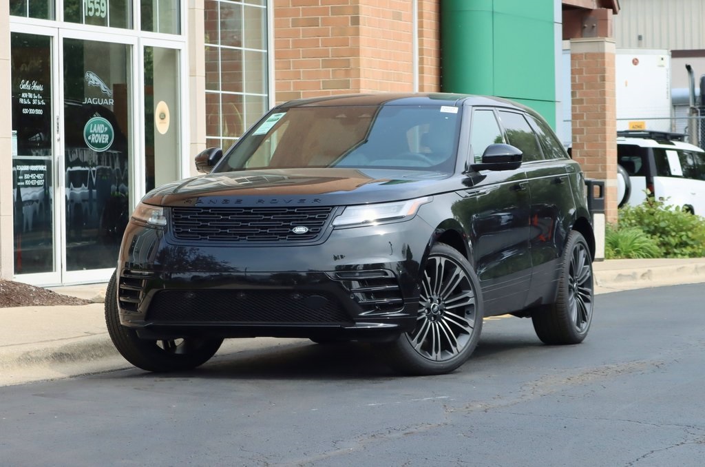 2026 Land Rover Range Rover Velar Dynamic SE's photo
