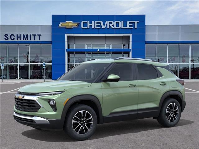 2026 Chevrolet Trailblazer LT photo 2