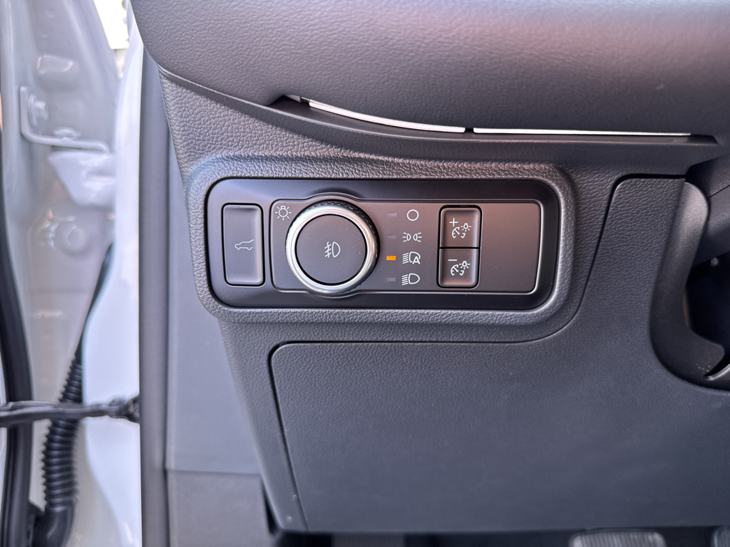 2025 Ford Explorer ST-Line photo 25
