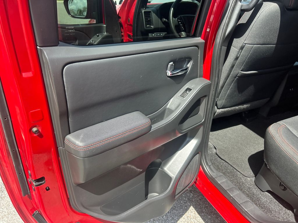2022 Nissan Frontier PRO-X photo 15