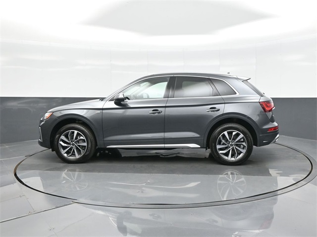 2025 Audi Q5 45 S line Premium photo 3