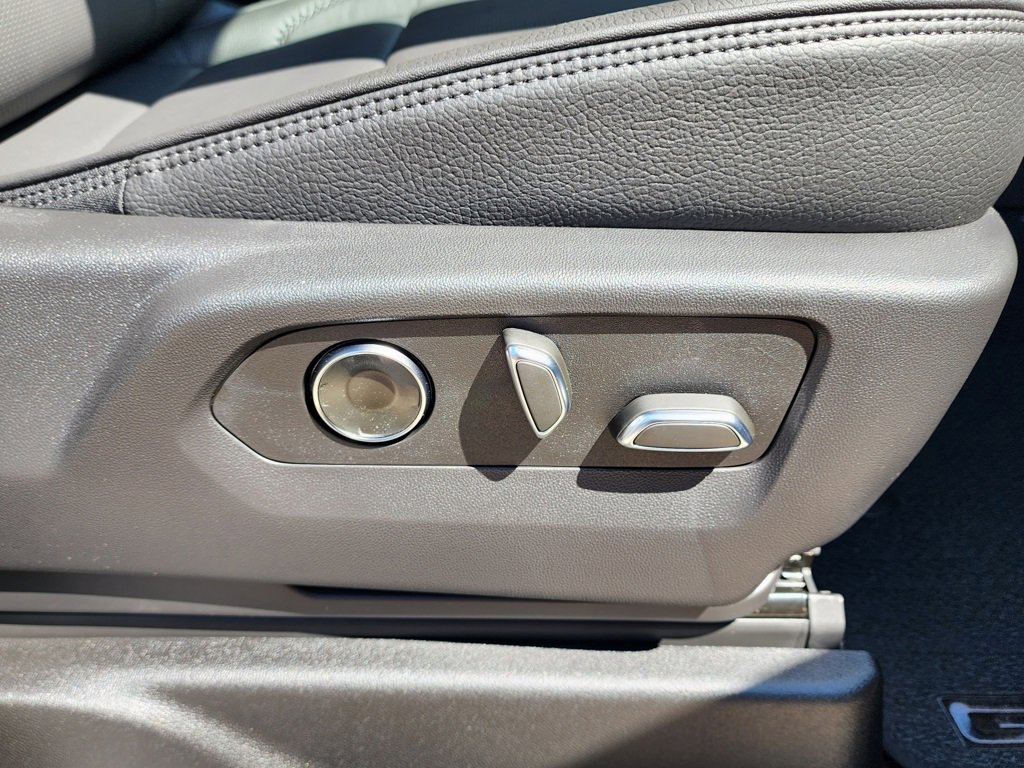 2026 Gmc Yukon Denali photo 42