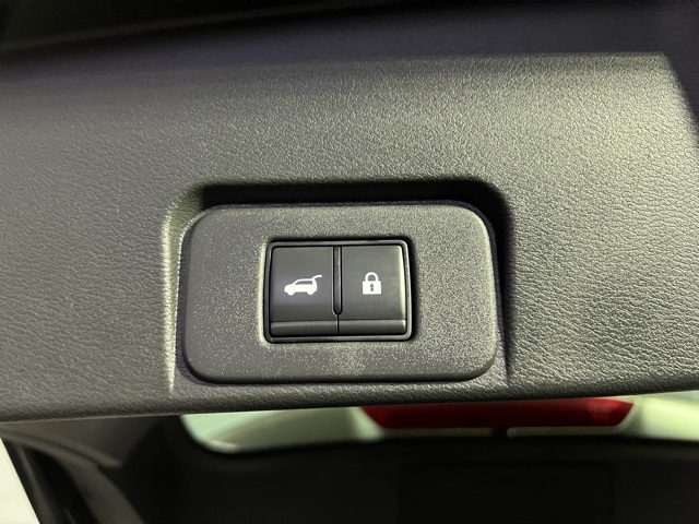 2023 Nissan Rogue Platinum photo 26