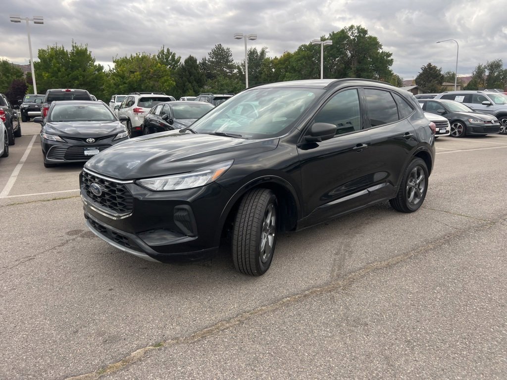 2023 Ford Escape ST-Line photo 12
