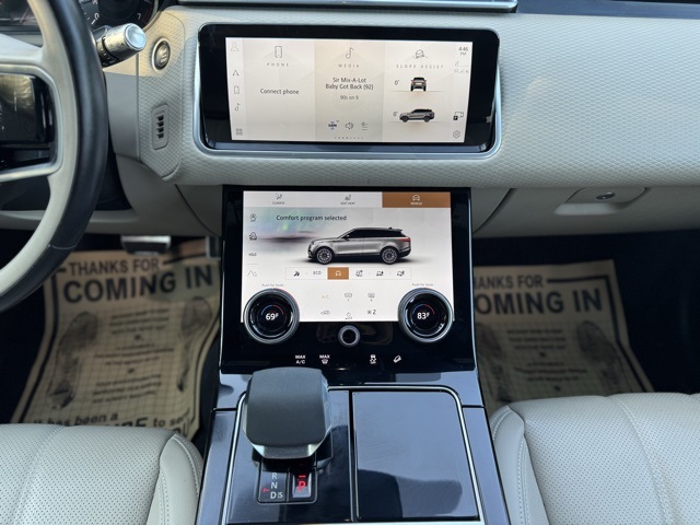 2022 Land Rover Range Rover Velar P250 R-Dynamic S photo 27