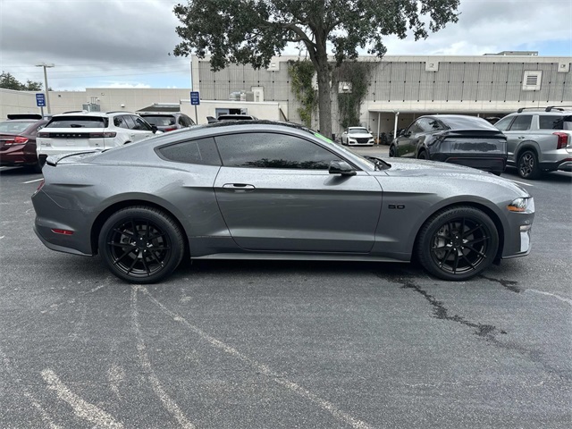 2022 Ford Mustang GT Premium photo 4