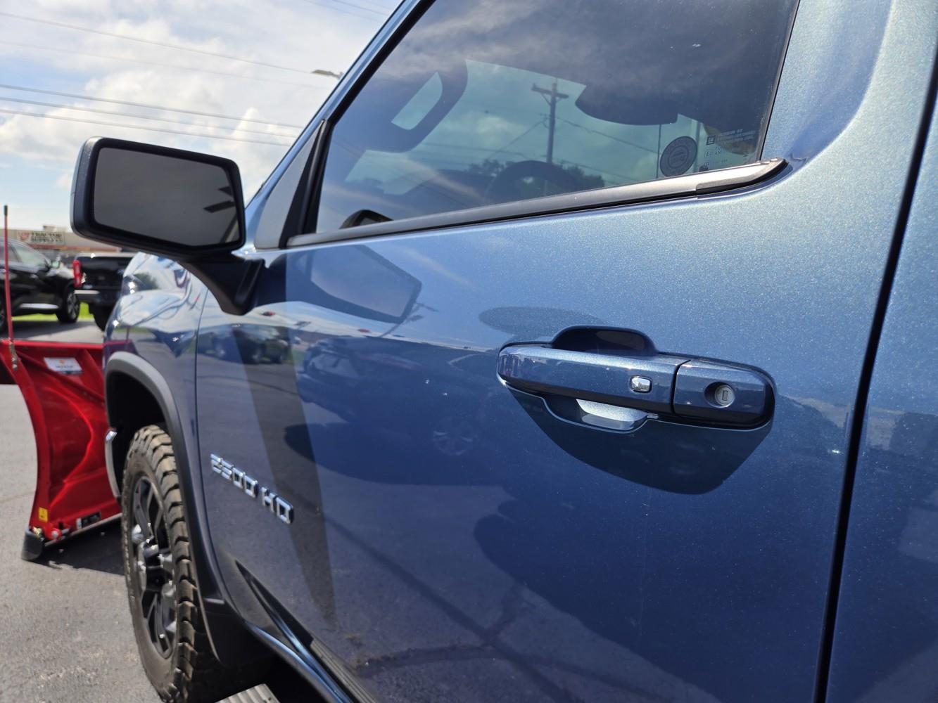 2025 Chevrolet Silverado 2500HD LT photo 28