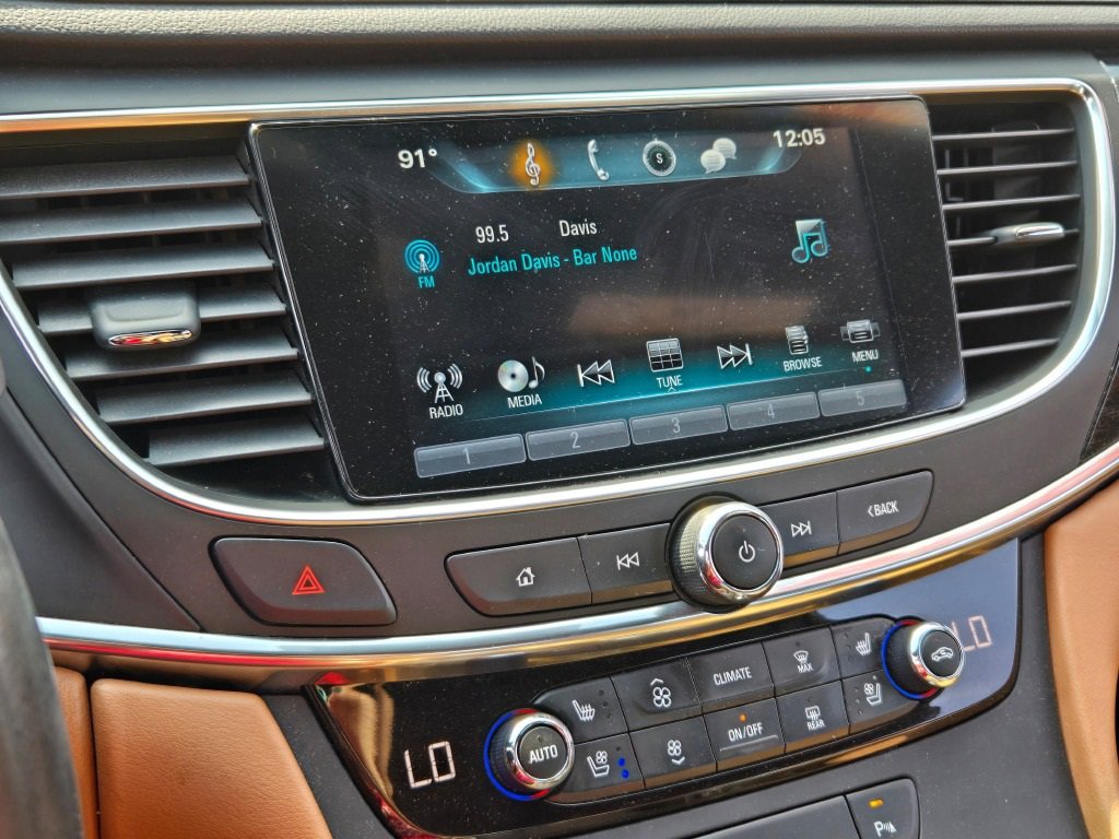 2018 Buick LaCrosse Premium photo 19