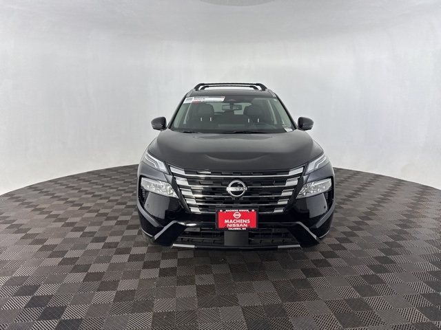 2025 Nissan Rogue Platinum photo 2