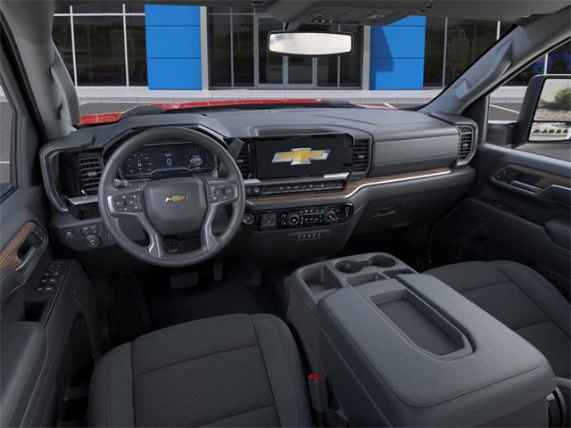 2025 Chevrolet Silverado LT photo 15