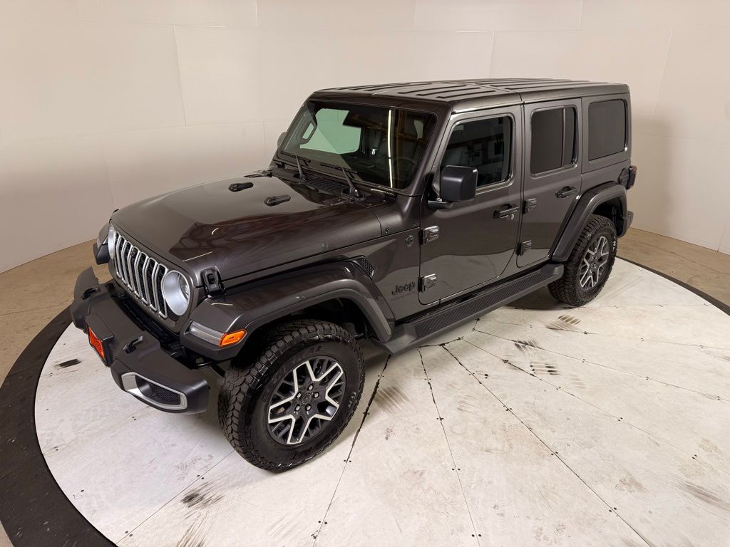 2025 Jeep Wrangler Sahara photo 3