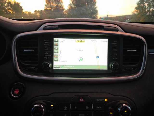 2017 Kia Sorento SX photo 3