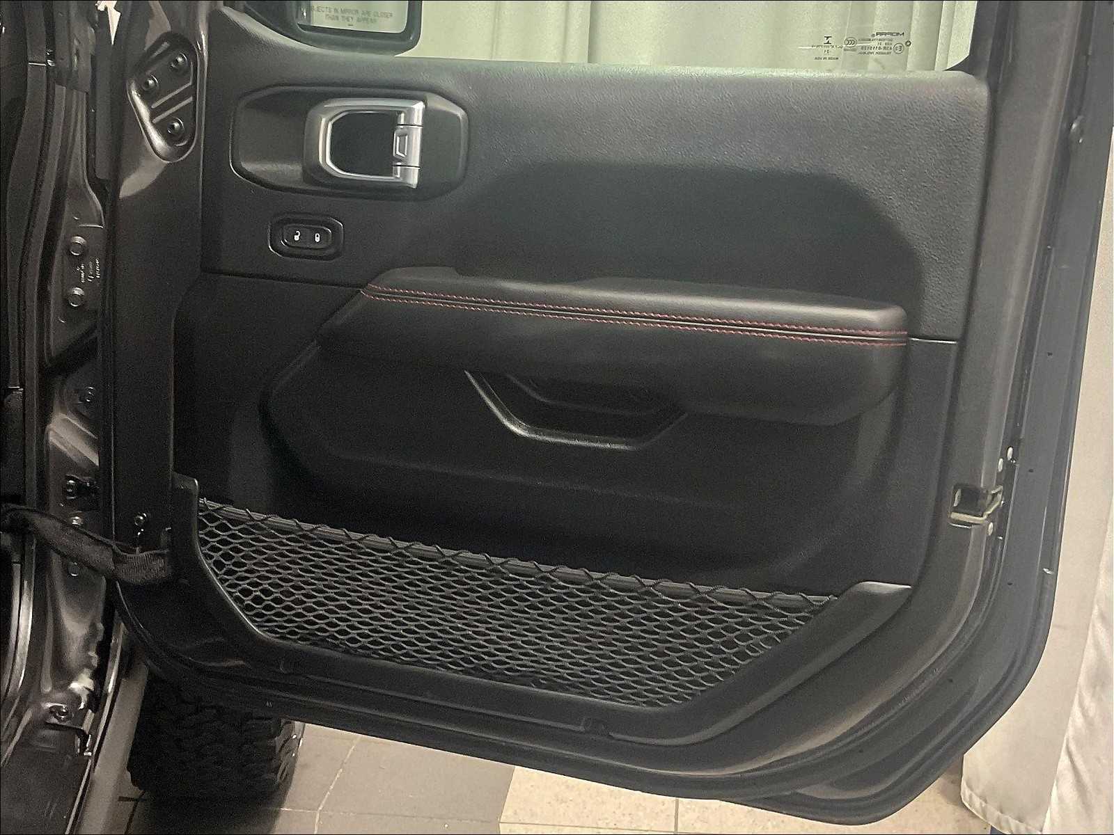 2021 Jeep Wrangler Unlimited Rubicon photo 12