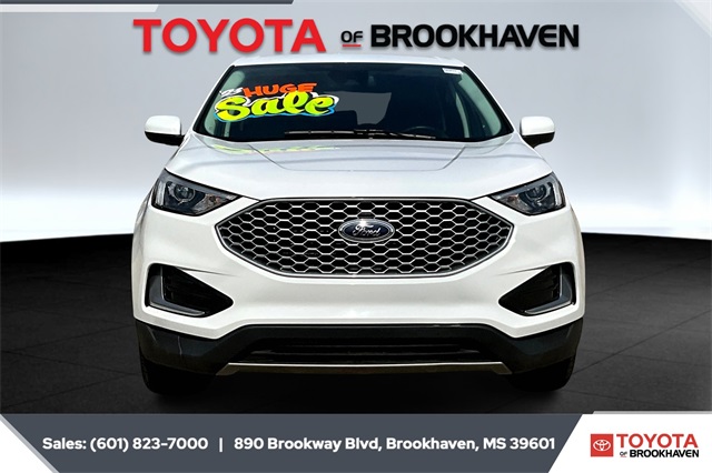 2023 Ford Edge SEL photo 3
